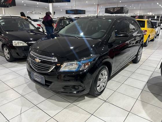 CHEVROLET ONIX 1.4 MPFI LT 8V FLEX 4P AUTOMÁTICO CHEVROLET ONIX 1.4 MPFI LT 8V FLEX 4P AUTOMÁTICO